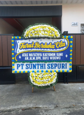 Papan Bunga Duka di Woyla Barat