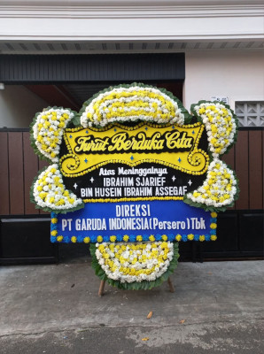 Papan Bunga Duka di Woyla Barat
